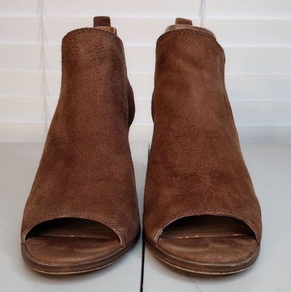 Lucky Brand Oona Brown Suede Leather Open Toe Stacked Heel Ankle Booties Sz 8M - Picture 4 of 16